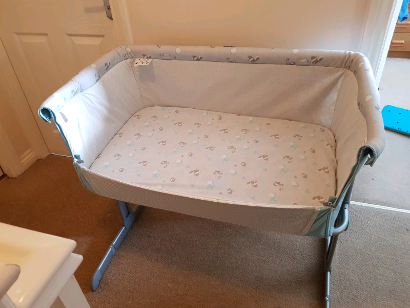 chicco next to me folded